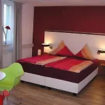 Auerbachs Keller Apartment *